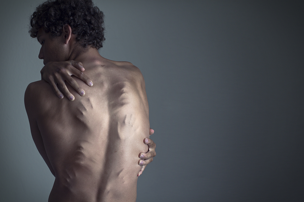 Fångade i  oss själva