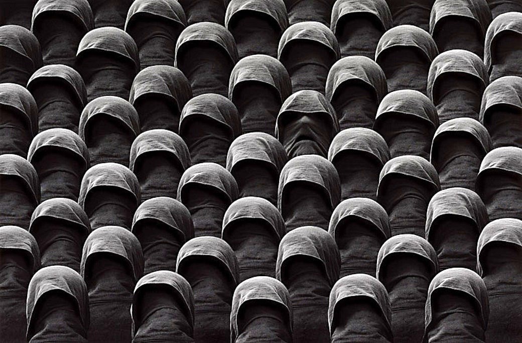 Mörkret kommer inifrån