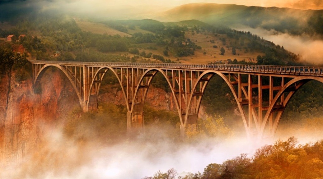 Att bygga broar genom tanken