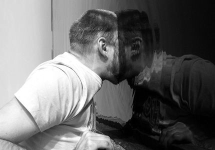 Kognitivt formaterad emotionell diktatur.