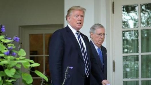 Trump, Bannon & Svårigheter