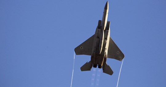 Självskadande Israeliskt Agerande