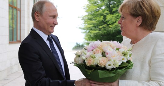 Närmande & Avståndstagande