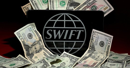 SWIFT, Svenskt Stål & Världskrig