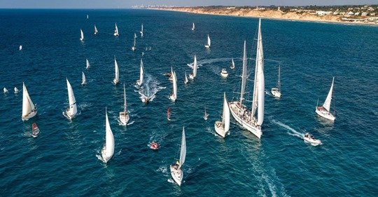 Ett Skepp Kommer - Snett - Lastat