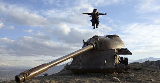 USA & Talibaner Diskuterar