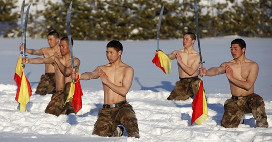 Inför Omvälvande Inrikespolitik