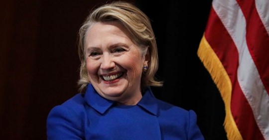 Ryssland, Clinton & Mueller