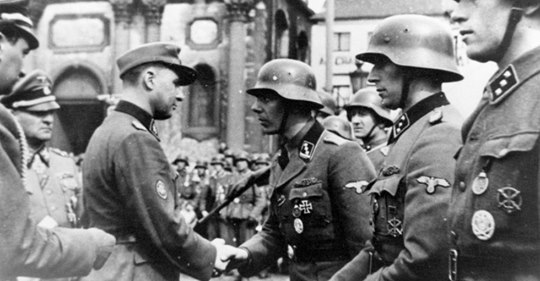 Använda Eller Medverkande Banker