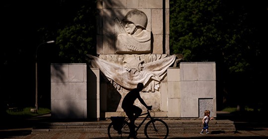 Opinionsbildningsmässigt Genialt