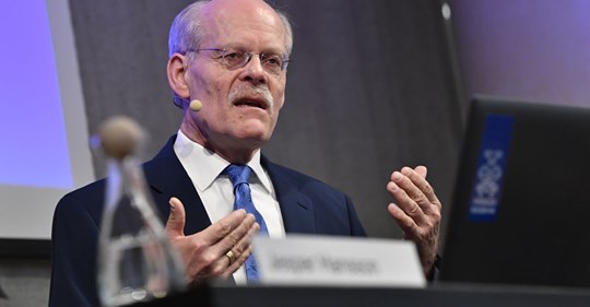 Schaman, Estradör & Clown