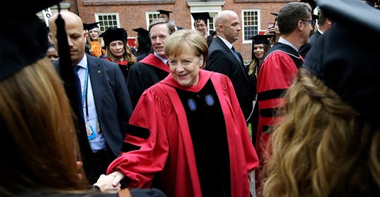 Fredagsnöje Med Merkel