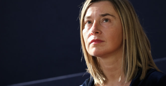 Noterat Med Ånger & Oro