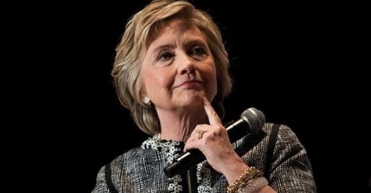 Svarsskyldig Hillary