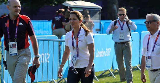 Mellanösternturbulens