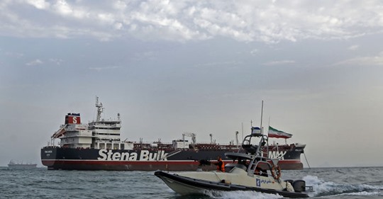 Theresa & Engelskflaggad Stenatanker