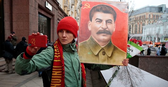 Stalin & En Inneslutande Kennan