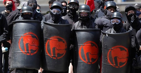 Amerikansk Terroristklassning För Antifa?