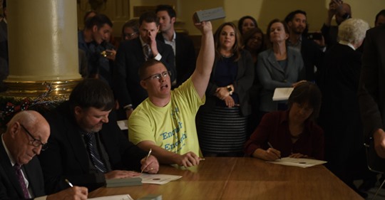 Påtvingad Röstning