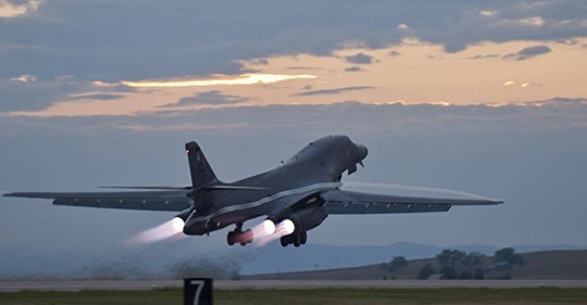 Amerikanska Bombplan I Saudi Arabien