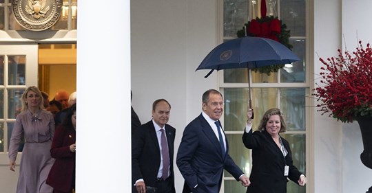 Lavrov Om Trump
