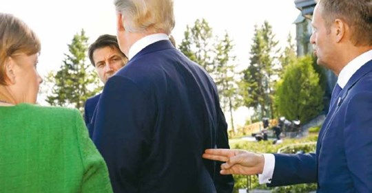 Rättmätigt Kommande