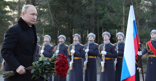 Putin Tänker Stänga Smutsiga Käftar