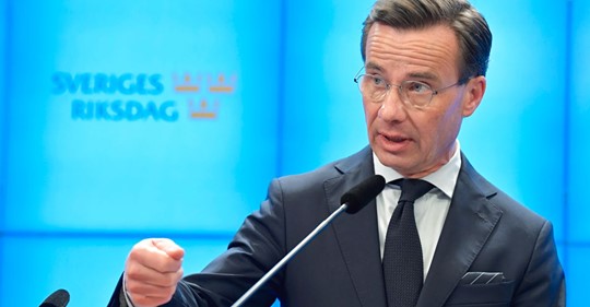 Ytterligare Byfåne Till Försvar