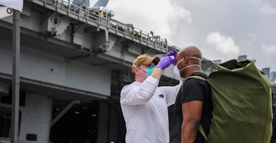 Corona & Hangarfartyg