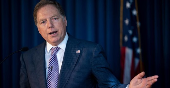 Sparkad NY-Åklagare & Dokument Från Ukraina