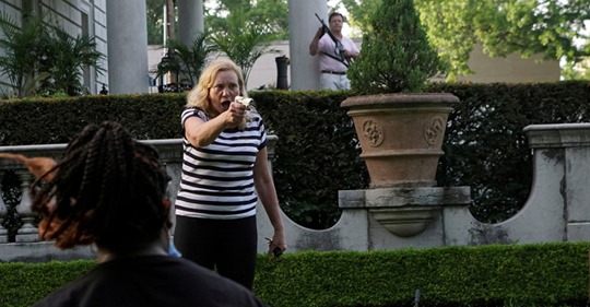 Åklagarfixad Pistol