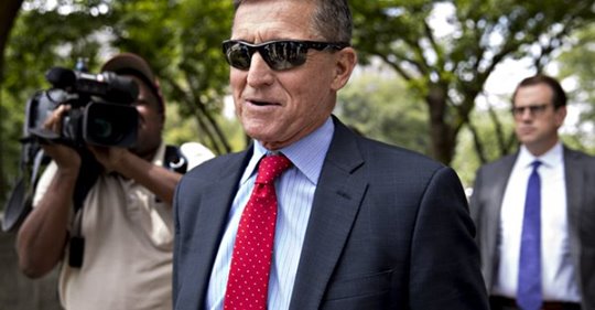 Vidare Med Powell & Flynn