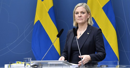 Anderssons Patetiskt Enfaldiga  Supergrupp