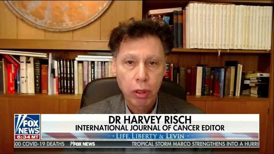 Trump Postar Dr. Harvey Risch of Yale På FB