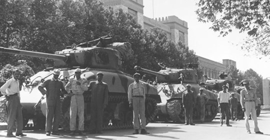 Telefondiskussion Angående Djup Roll I Iran