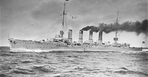 Bildsatt Artikel Om Sjunket Krigsskepp