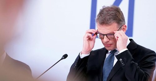 Personligt Ansvar För Deutshe Banks VD