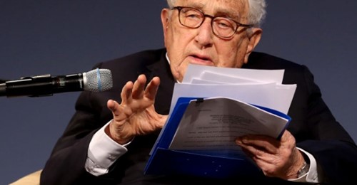 Kissinger & Albright Avlägsnade