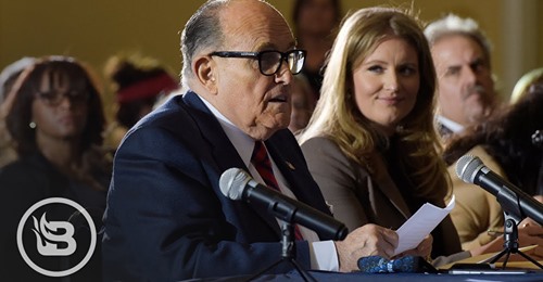 Giuliani & Dominionvittne I Arizona