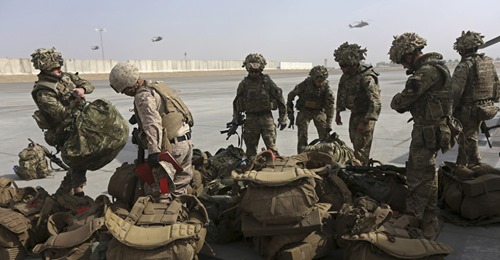 England Följer USA I Afghanistan