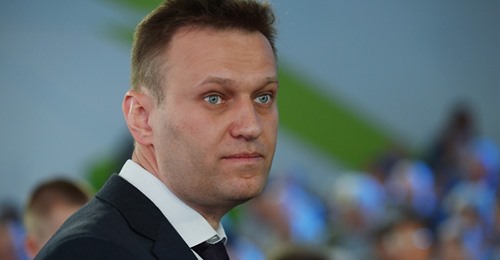 Navalny Tänder På Kakel