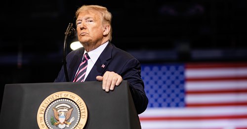 Trump Tar Konstitutionen Till HD