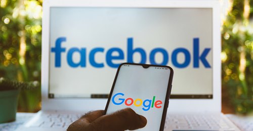 Goggle & Facebook Mot Statliga Anklagelser