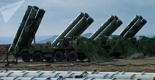 Turkiet Håller Fast Vid S-400