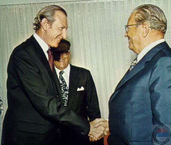 Esse Non Videri I Jugoslavien