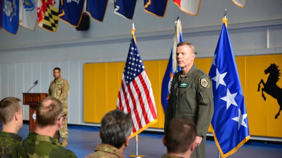 Det Ryska Hotet Enligt Amerika