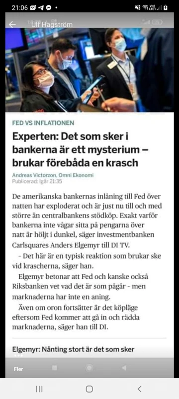 Mystiskt Bankbeteende Höljt I Dunkel