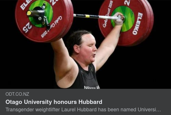 Kvinnligt Prisad Tyngdlyftartransgender