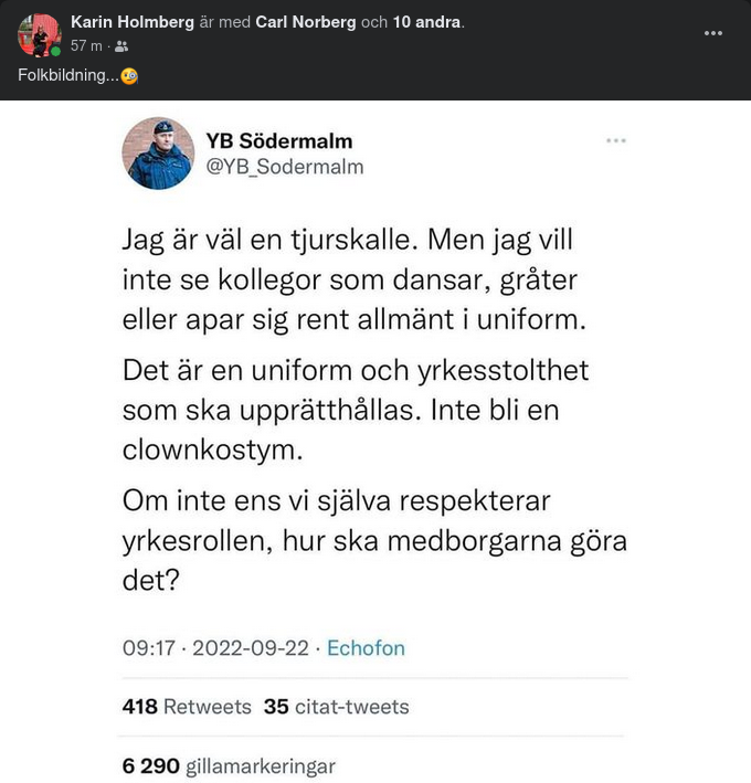 En Uniform - Ingen Clownkostym