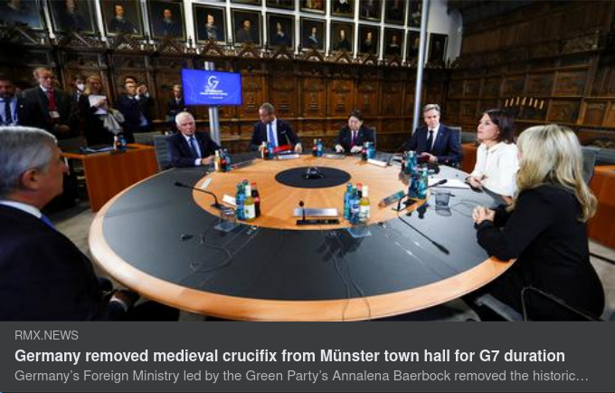 Nedtaget Medeltida Kors